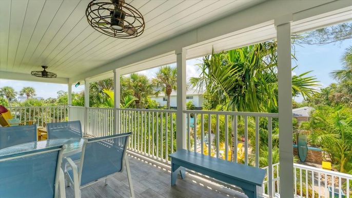 Exterior, Interior, Sun Room