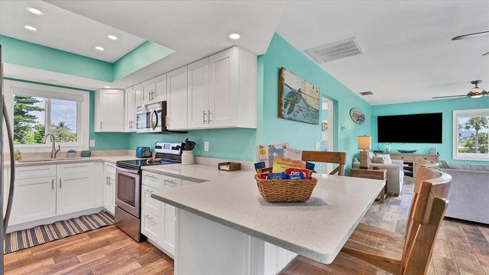 Interior, Kitchen, Recessed Lighting, Wood Texture Flooring