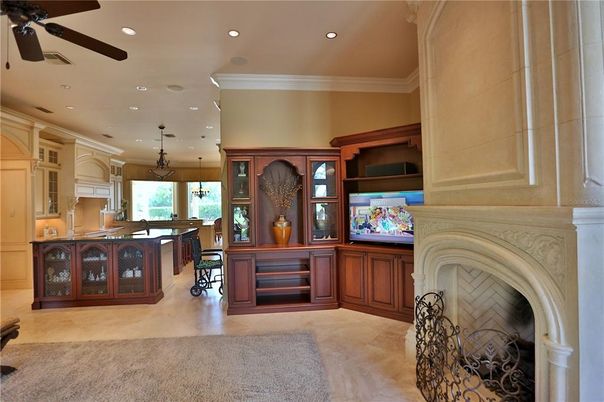 Fireplace, Interior, Kitchen, Pendant Lights, Recessed Lighting