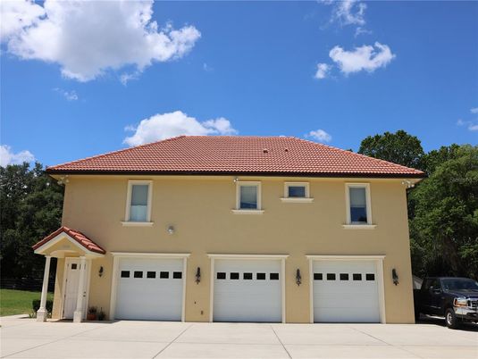 Attached, Exterior, Facade, Mediterranean