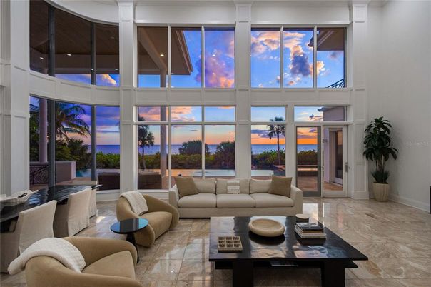 Interior, Living room, Sun Room, Water
