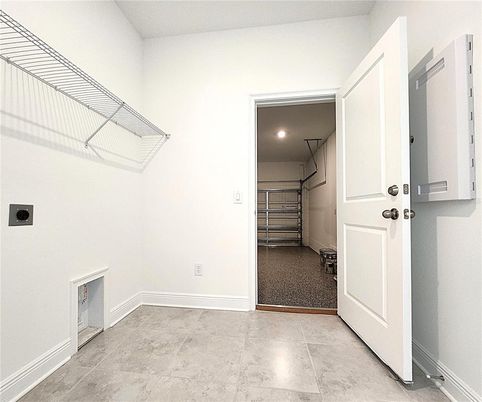 Interior, Recessed Lighting, Walk-in Closets