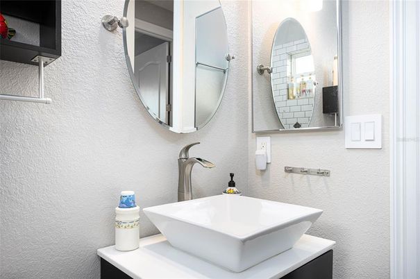 Bathroom, Free Standing Baths, Interior