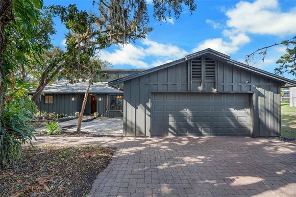 Detached Garage, Exterior