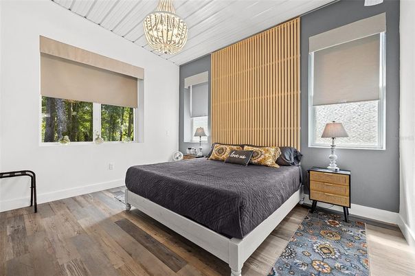 Bedroom, Interior, Pendant Lights, Wood Texture Flooring