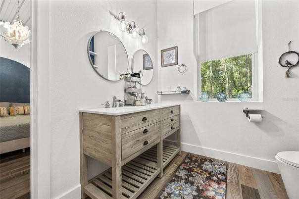 Bathroom, Bedroom, Interior, Pendant Lights, Wood Texture Flooring