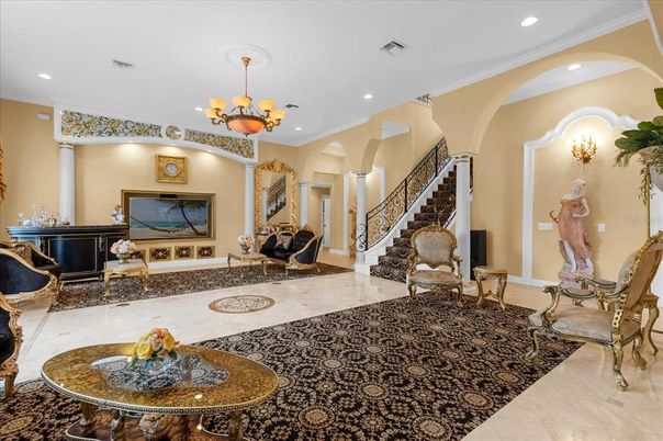 Chandelier, Fireplace, Interior, Piano, Recessed Lighting