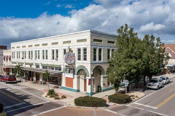 Exterior, Facade, Condo Building