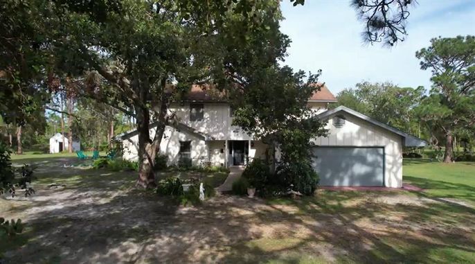 Backyard, Detached Garage, Exterior