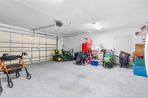 Garage, Interior