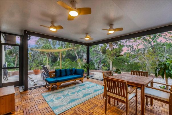 Dining room, Interior, Sun Room, Wood Texture Flooring