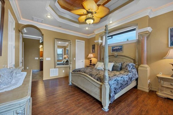 Bedroom, Interior, Recessed Lighting, Wood Texture Flooring