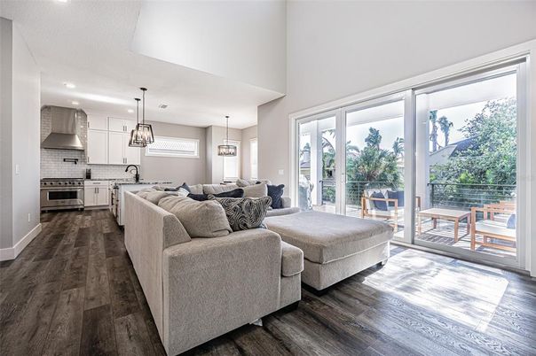 Interior, Kitchen, Living room, Pendant Lights, Recessed Lighting, Stainless Steel Appliances, Wood Texture Flooring