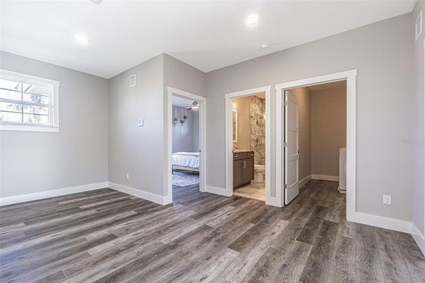 Bathroom, Bedroom, Interior, Recessed Lighting, Wood Texture Flooring