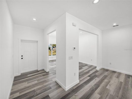 Empty room, Interior, Recessed Lighting, Wood Texture Flooring