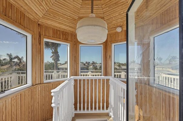 Interior, Pendant Lights, Wooden Ceilings, Wooden Walls