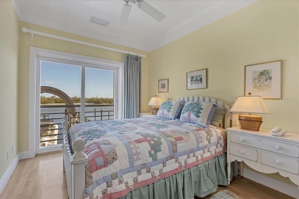 Bedroom, Interior, Water, Wood Texture Flooring