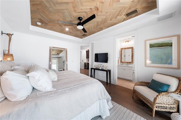 Bedroom, Interior, Recessed Lighting, Wooden Ceilings, Wood Texture Flooring