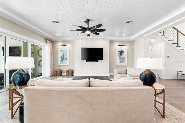 Interior, Living room, Recessed Lighting, Wood Texture Flooring