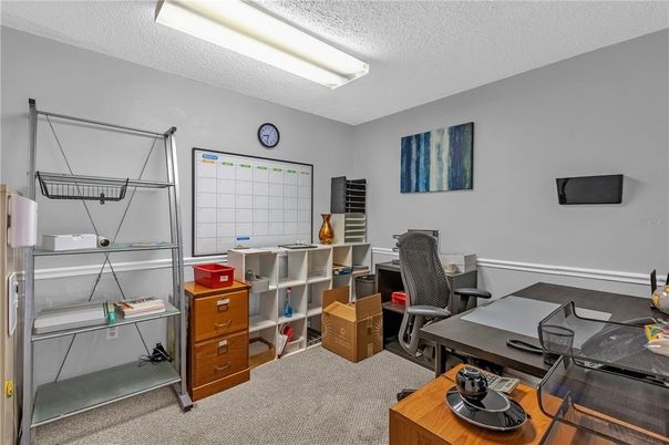 Home Office, Interior