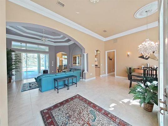 Chandelier, Dining room, Interior, Living room