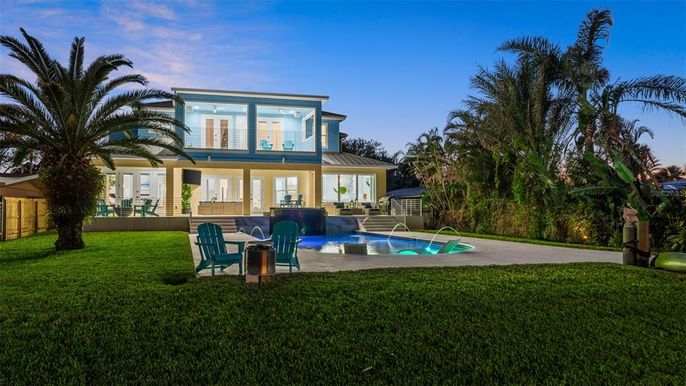 Backyard, Exterior, Pool