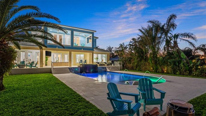 Backyard, Exterior, Pool