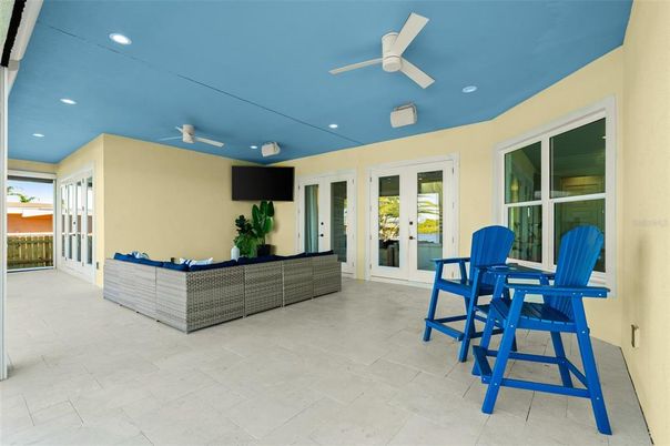 Exterior, Recessed Lighting
