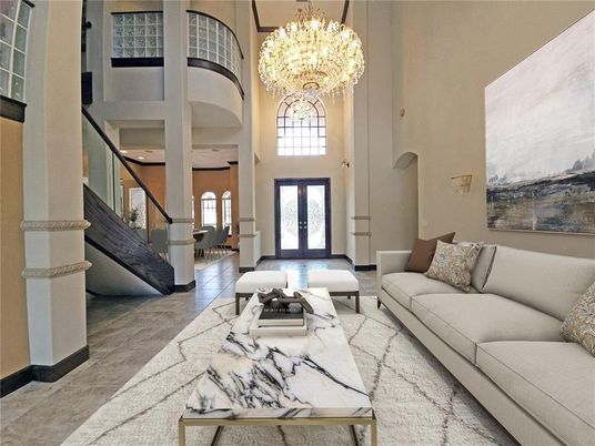 Chandelier, Interior, Living room