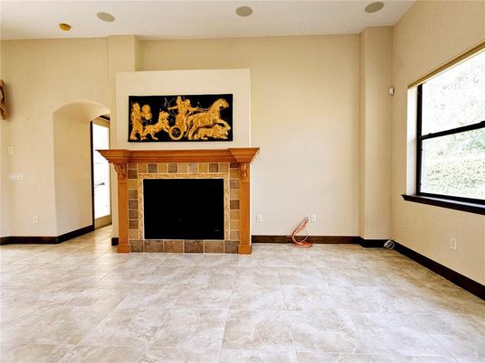 Fireplace, Interior, Recessed Lighting