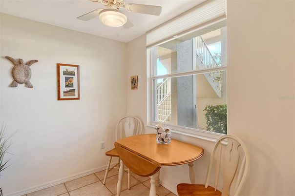 Dining room, Interior