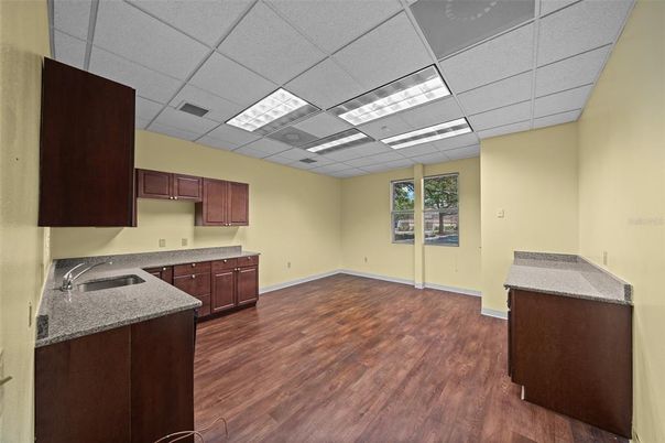 Interior, Kitchen, Recessed Lighting, Wood Texture Flooring