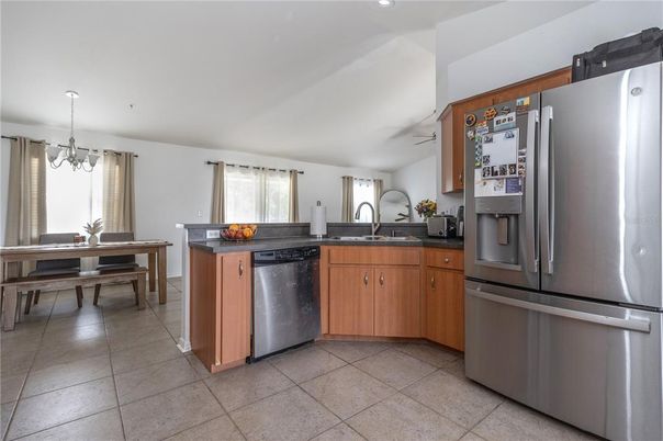 Dining room, Interior, Kitchen, Pendant Lights, Recessed Lighting, Stainless Steel Appliances