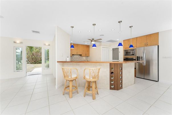 Interior, Kitchen, Pendant Lights, Recessed Lighting, Stainless Steel Appliances