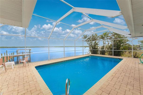 Glass Ceilings, Interior, Pool, Sun Room, Water