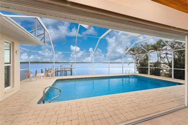 Glass Ceilings, Interior, Pool, Sun Room, Water