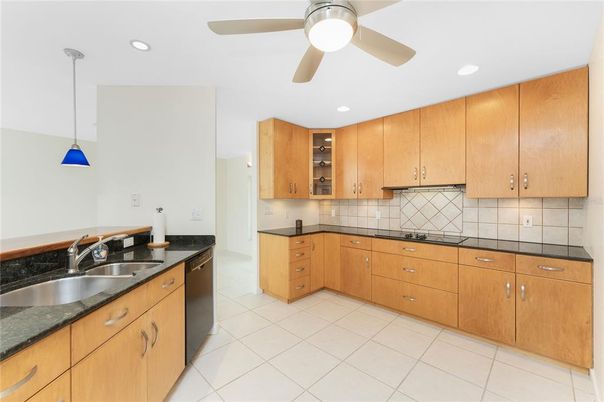 Interior, Kitchen, Pendant Lights, Recessed Lighting