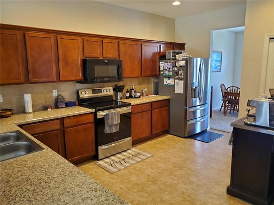 Dining room, Interior, Kitchen, Recessed Lighting, Stainless Steel Appliances