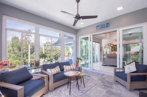 Interior, Living room, Recessed Lighting, Sun Room