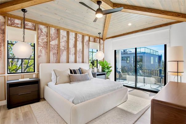 Bedroom, Interior, Pendant Lights, Recessed Lighting, Wooden Beams, Wooden Ceilings, Wood Texture Flooring