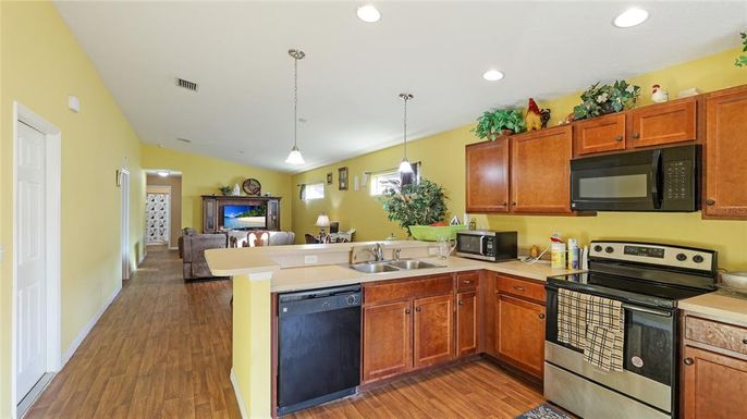 Interior, Kitchen, Living room, Pendant Lights, Recessed Lighting, Stainless Steel Appliances, Wood Texture Flooring