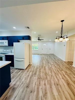 Interior, Kitchen, Pendant Lights, Recessed Lighting, Wood Texture Flooring