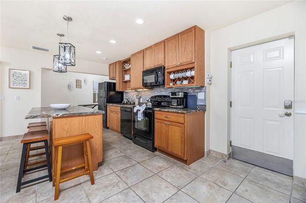 Interior, Kitchen, Pendant Lights, Recessed Lighting