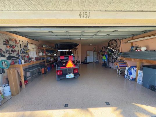 Garage, Interior