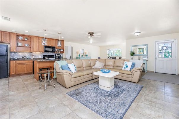 Interior, Kitchen, Living room, Pendant Lights, Recessed Lighting, Stainless Steel Appliances
