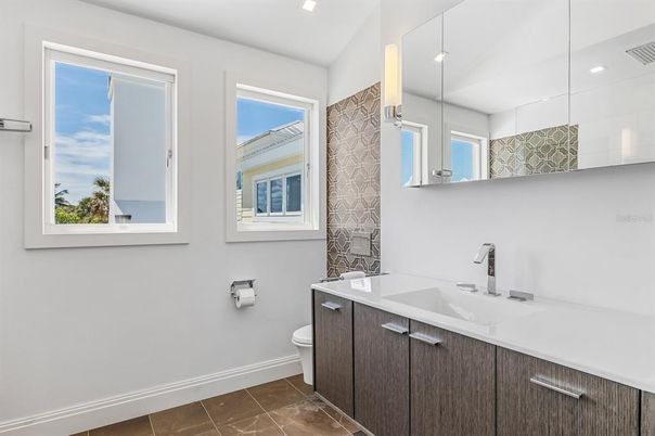 Bathroom, Interior, Pendant Lights, Recessed Lighting