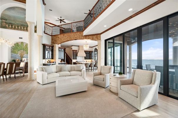 Chandelier, Dining room, Interior, Living room, Recessed Lighting, Water, Wood Texture Flooring
