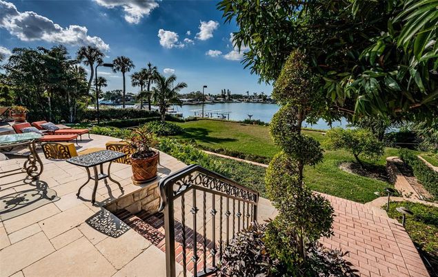 Backyard, Exterior, Lake, Water