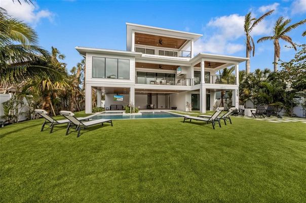 Backyard, Exterior, Pool