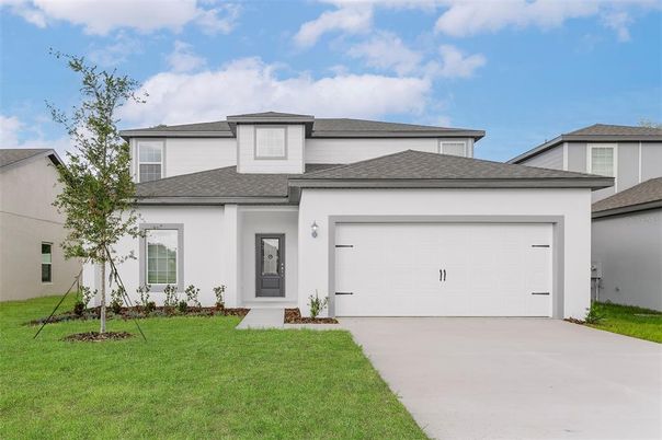Attached, Exterior, Facade, Modern